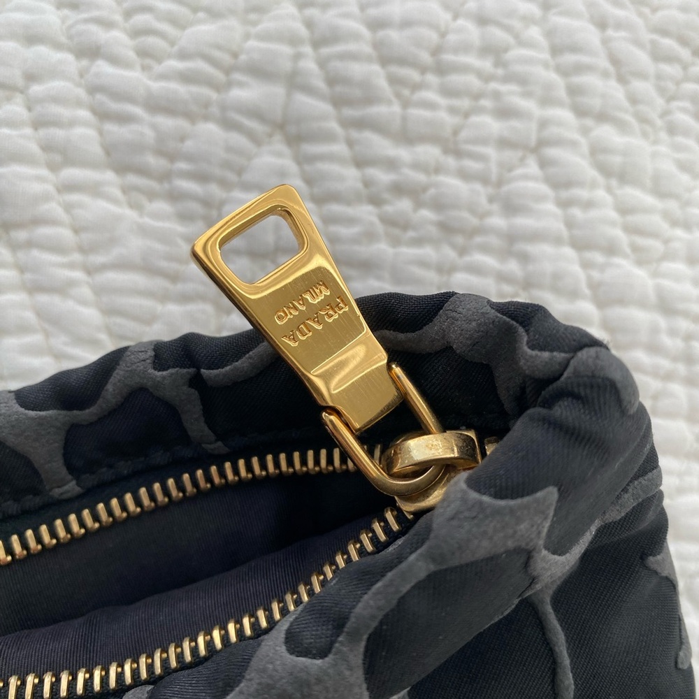 Authentic Parada Envelope Handbag - image 4